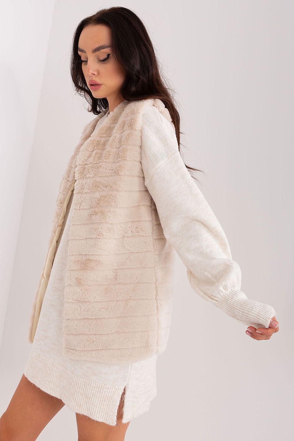 Women Suit Vest - Lightweight - Sleeveless Beige