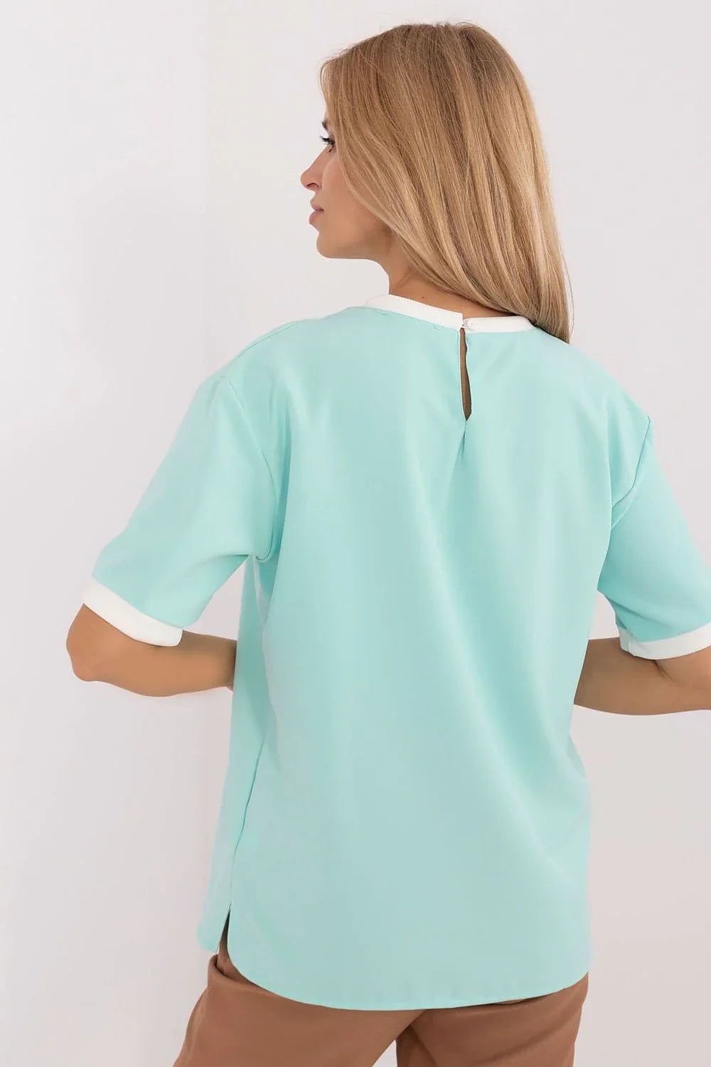 Blouse model 216210 Lakerta