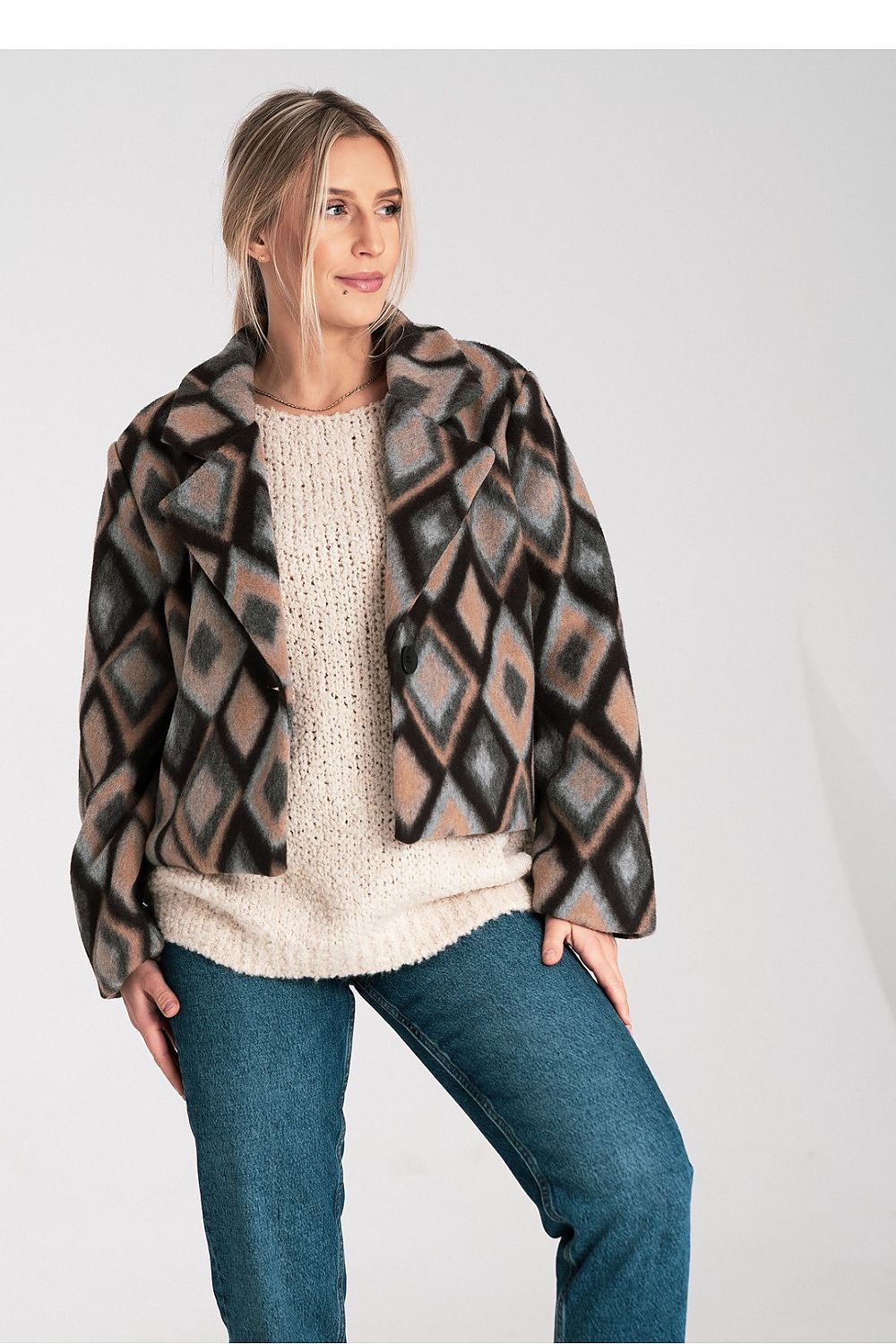 Women's Cropped Jacket - Lightweight Chic - Beige, Black
