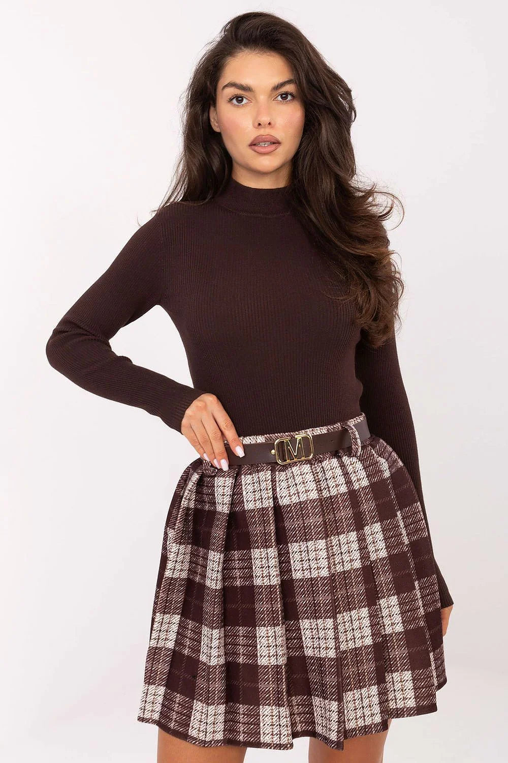 Short skirt
