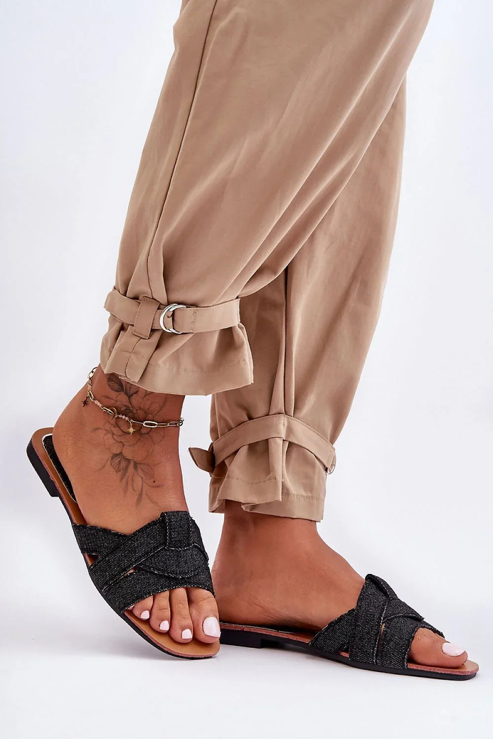 Women Multi-Strap Walking Flip Flops