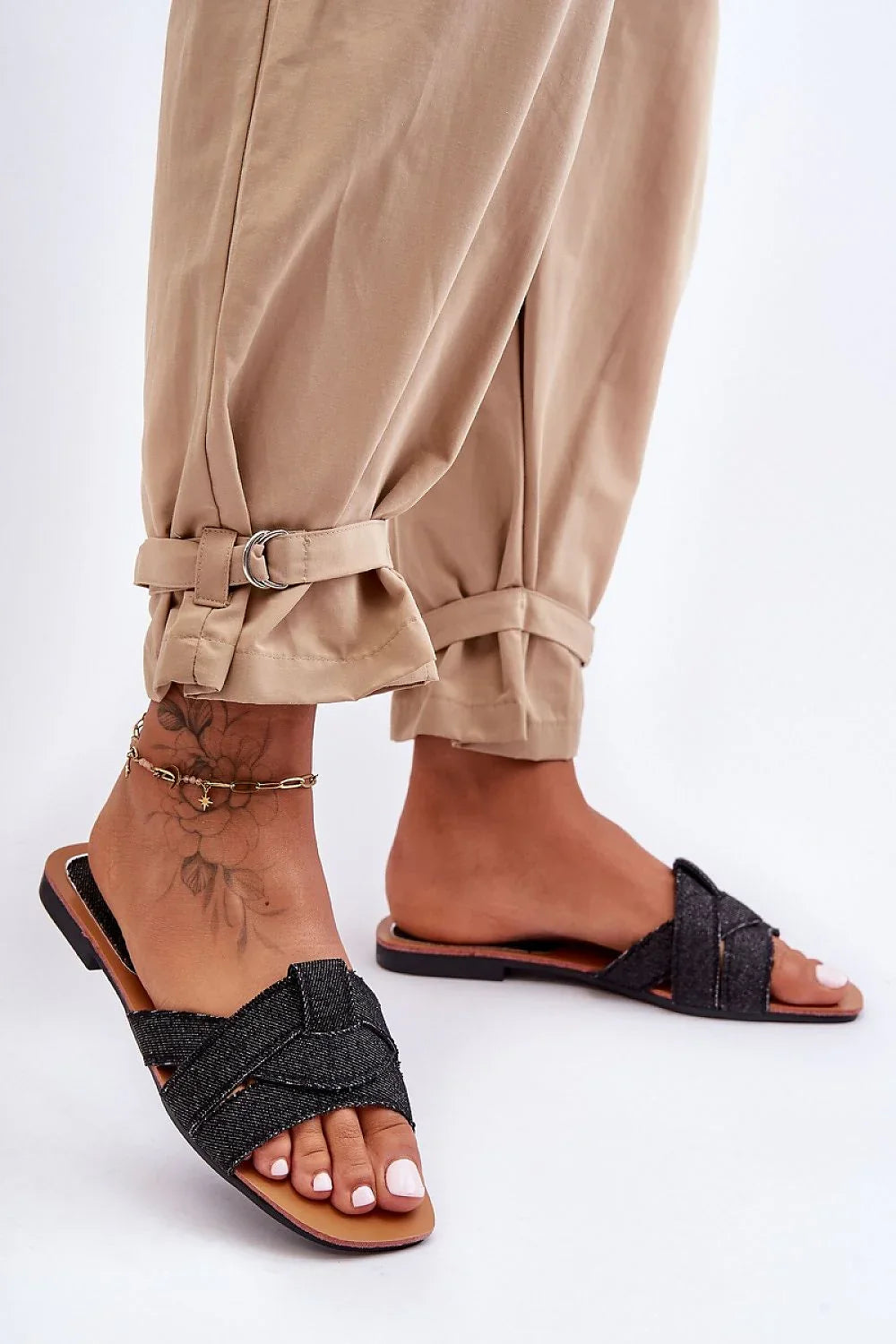 Women Multi-Strap Walking Flip Flops