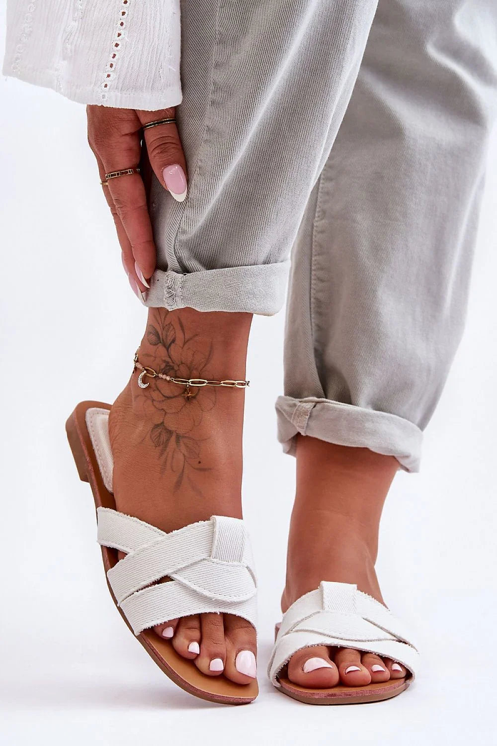 Women Multi-Strap Walking Flip Flops