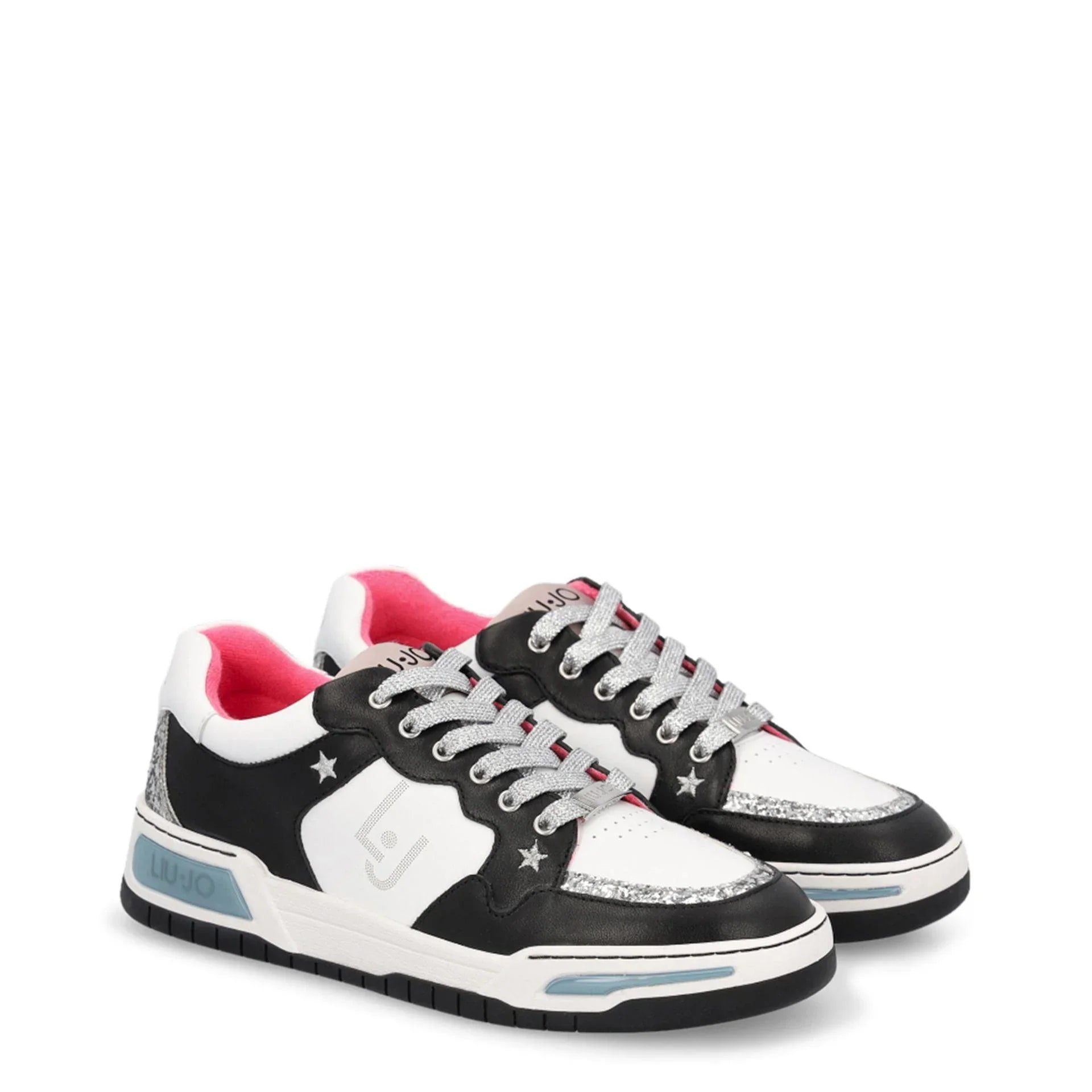 Women Sneakers - Low-Top Sneakers Shoes