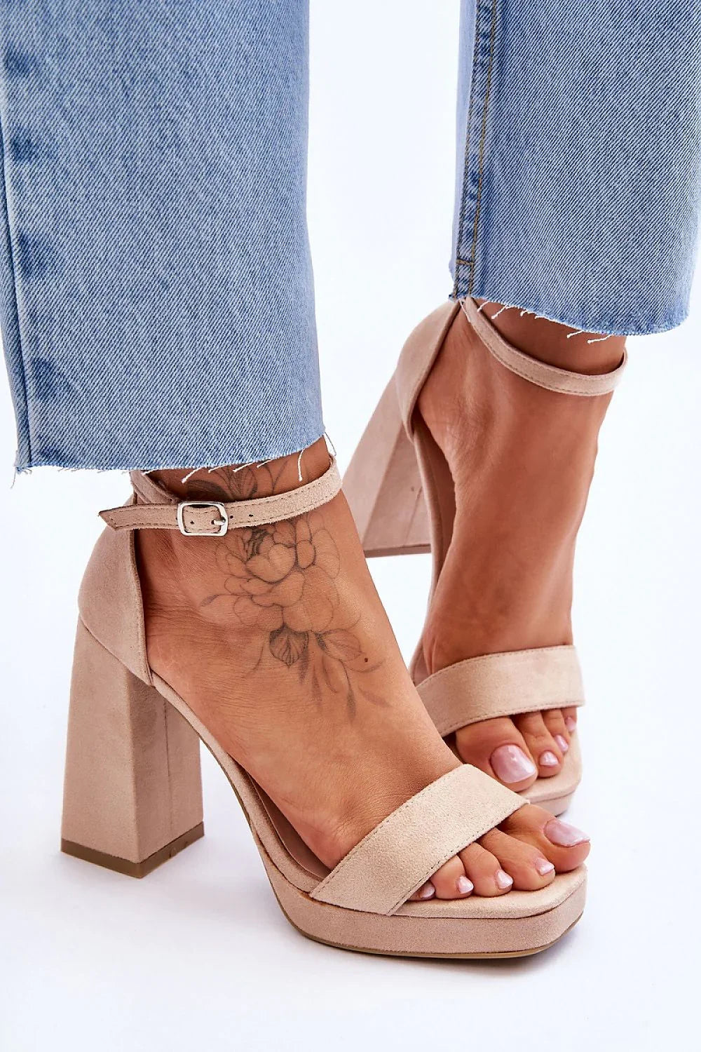 Women Statement Platform Block Heel Sandals