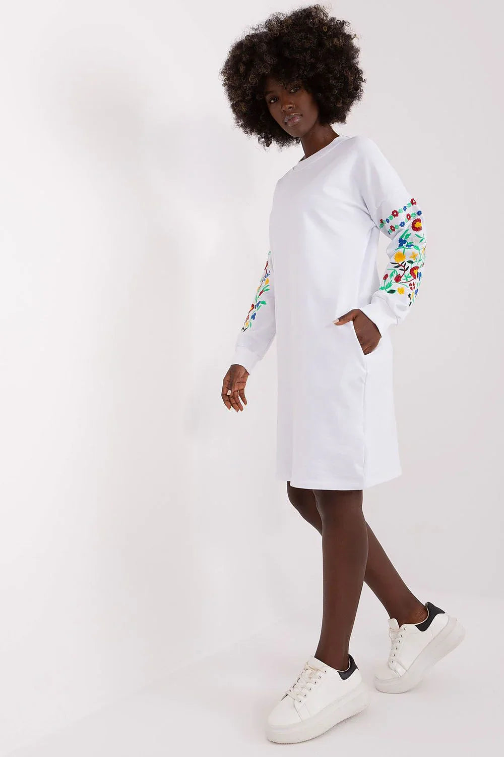 Women's Above Knee Day Dress – Relaxed With Long Sleeves
