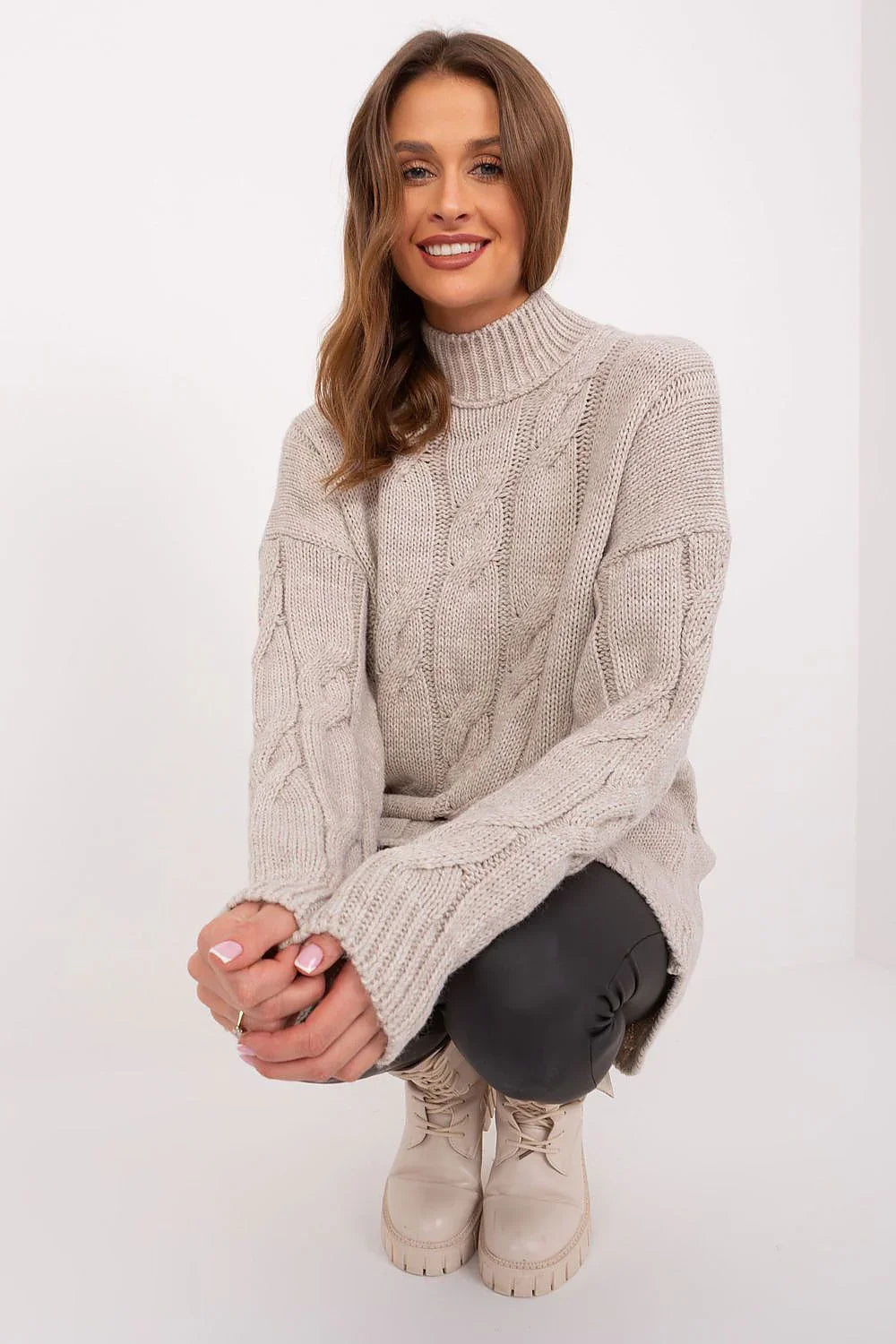 Women's Above Knee Day Dress – Relaxed With Long Sleeves