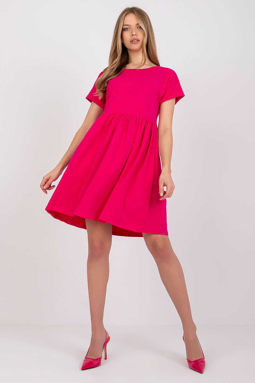 Women's Knee-Length Day Dress – Relaxed With Short Sleeves