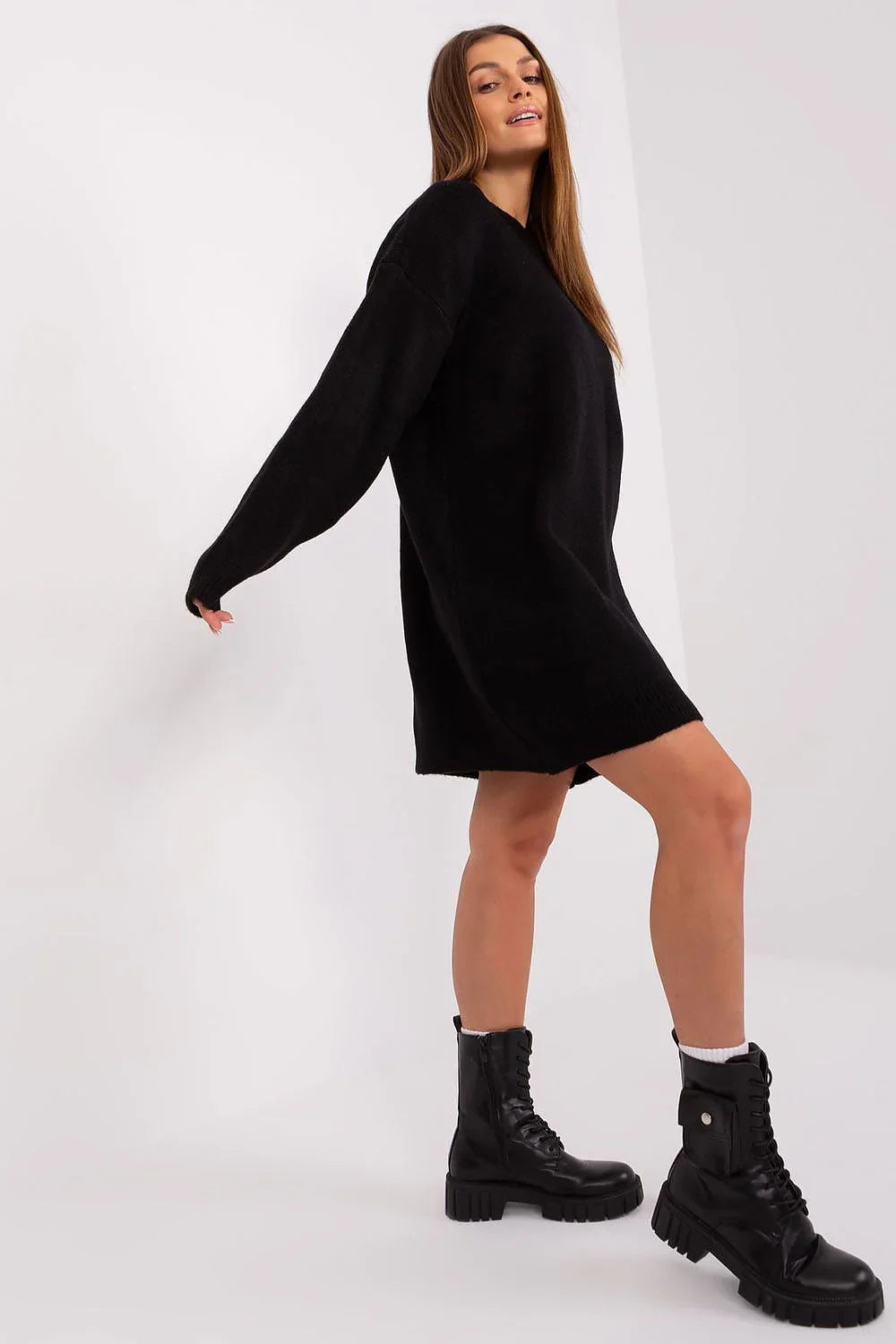 Women's Mini Day Dress – Relaxed With Long Sleeves