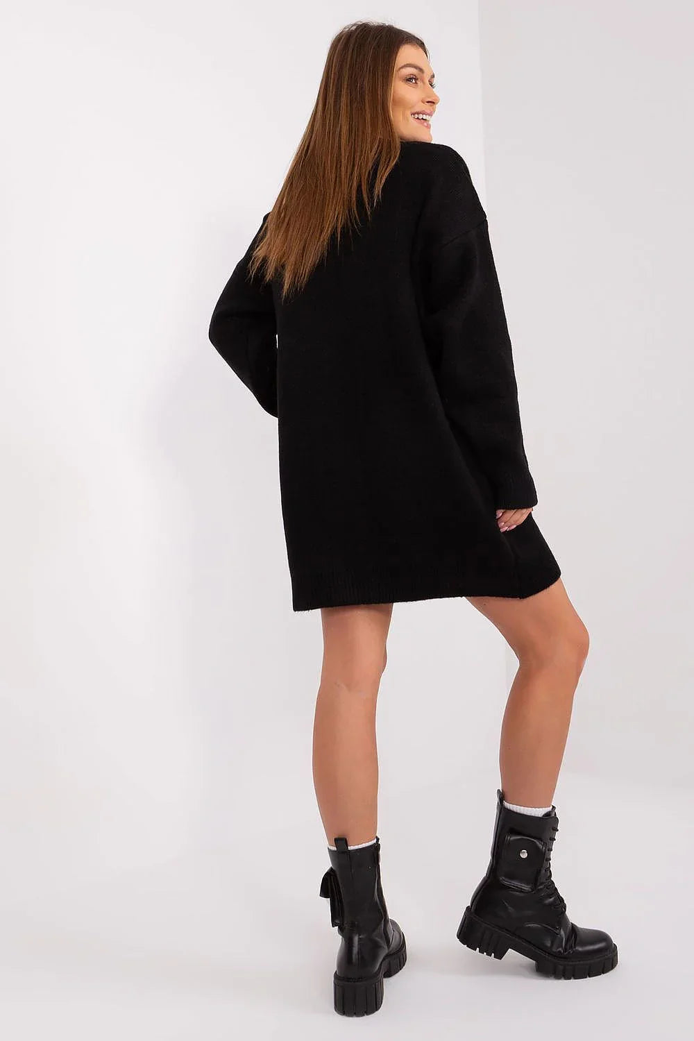 Women's Mini Day Dress – Relaxed With Long Sleeves