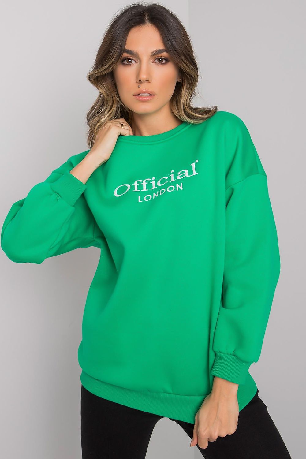 Women's Sweatshirt - Crew-Neck With Relaxed Fit