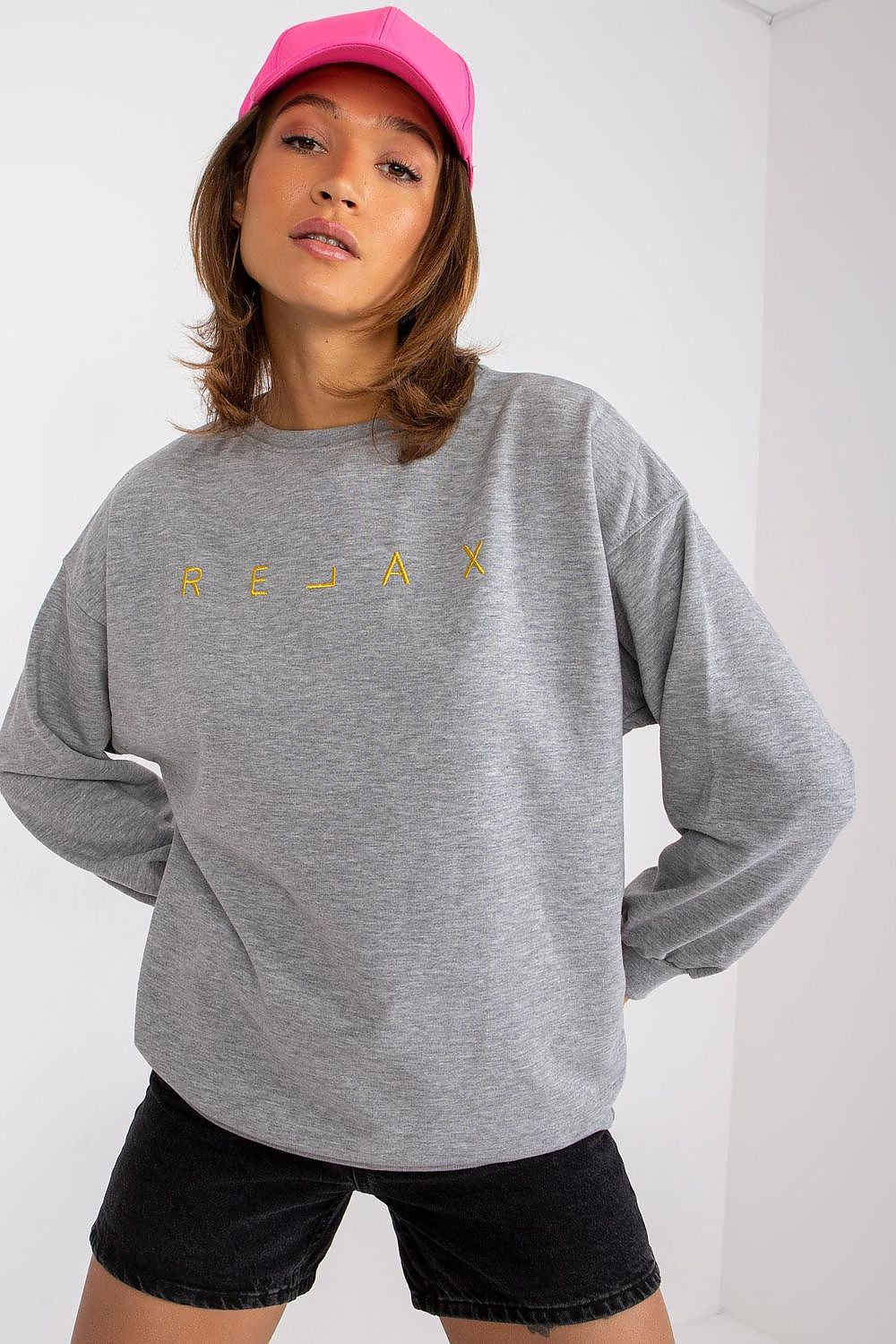Women's Sweatshirt - Crew-Neck With Relaxed Fit
