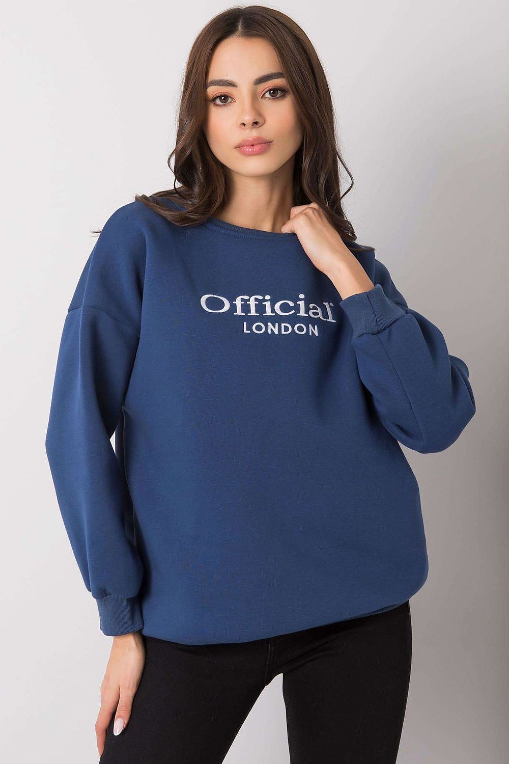 Women's Sweatshirt - Crew-Neck With Relaxed Fit