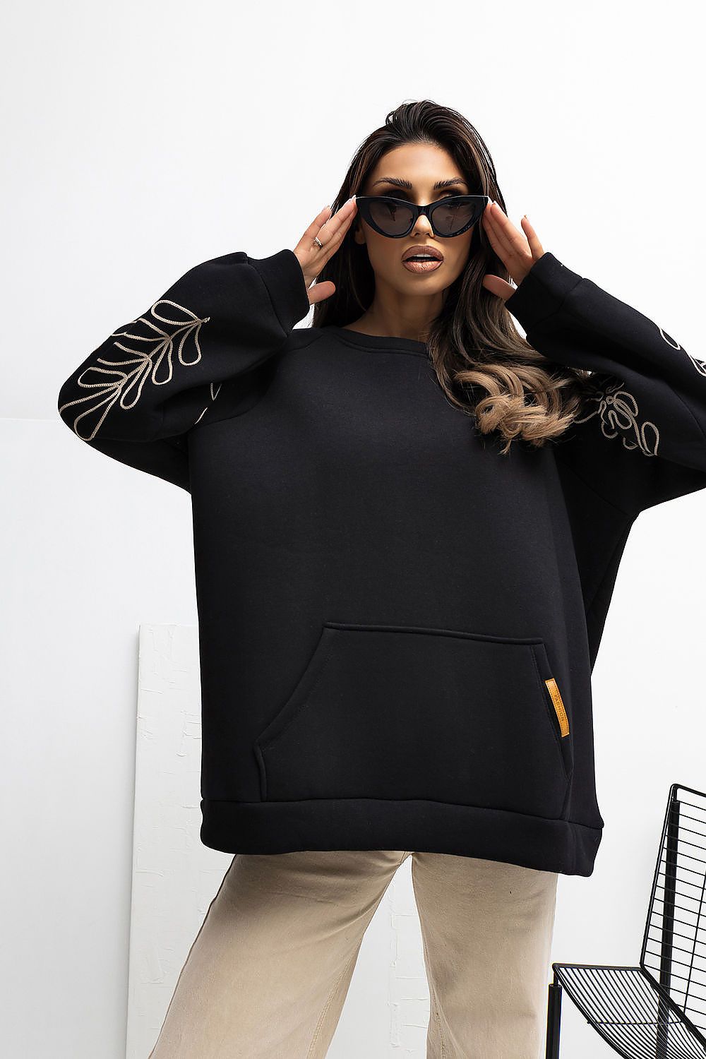 Women's Sweatshirt - Crew-neck With Oversized Fit