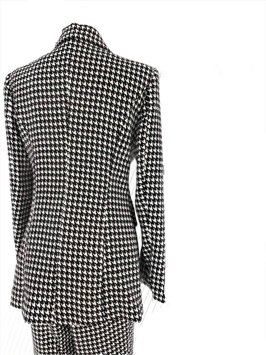 Chic Women's Pant Suit - Plaid Double-Breasted