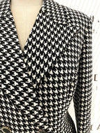 Chic Women's Pant Suit - Plaid Double-Breasted