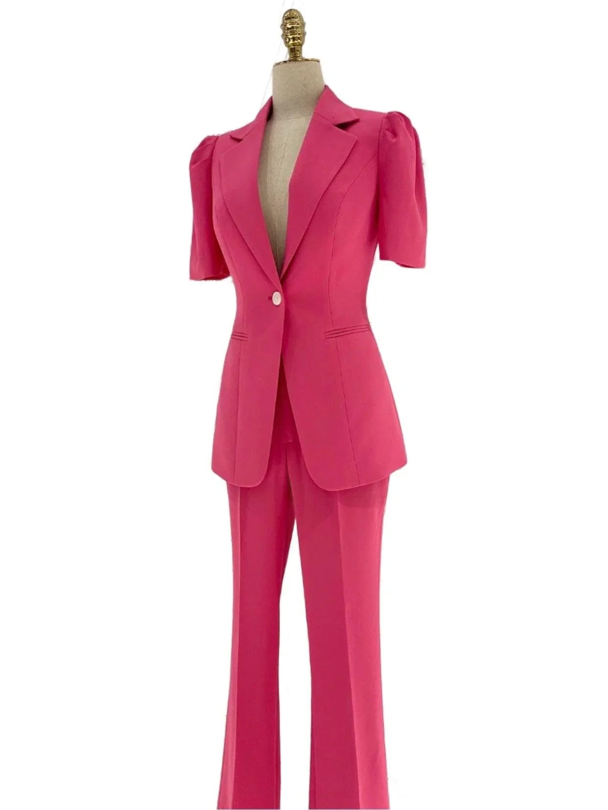 Chic Women's Pant Suit - Solid One-Button