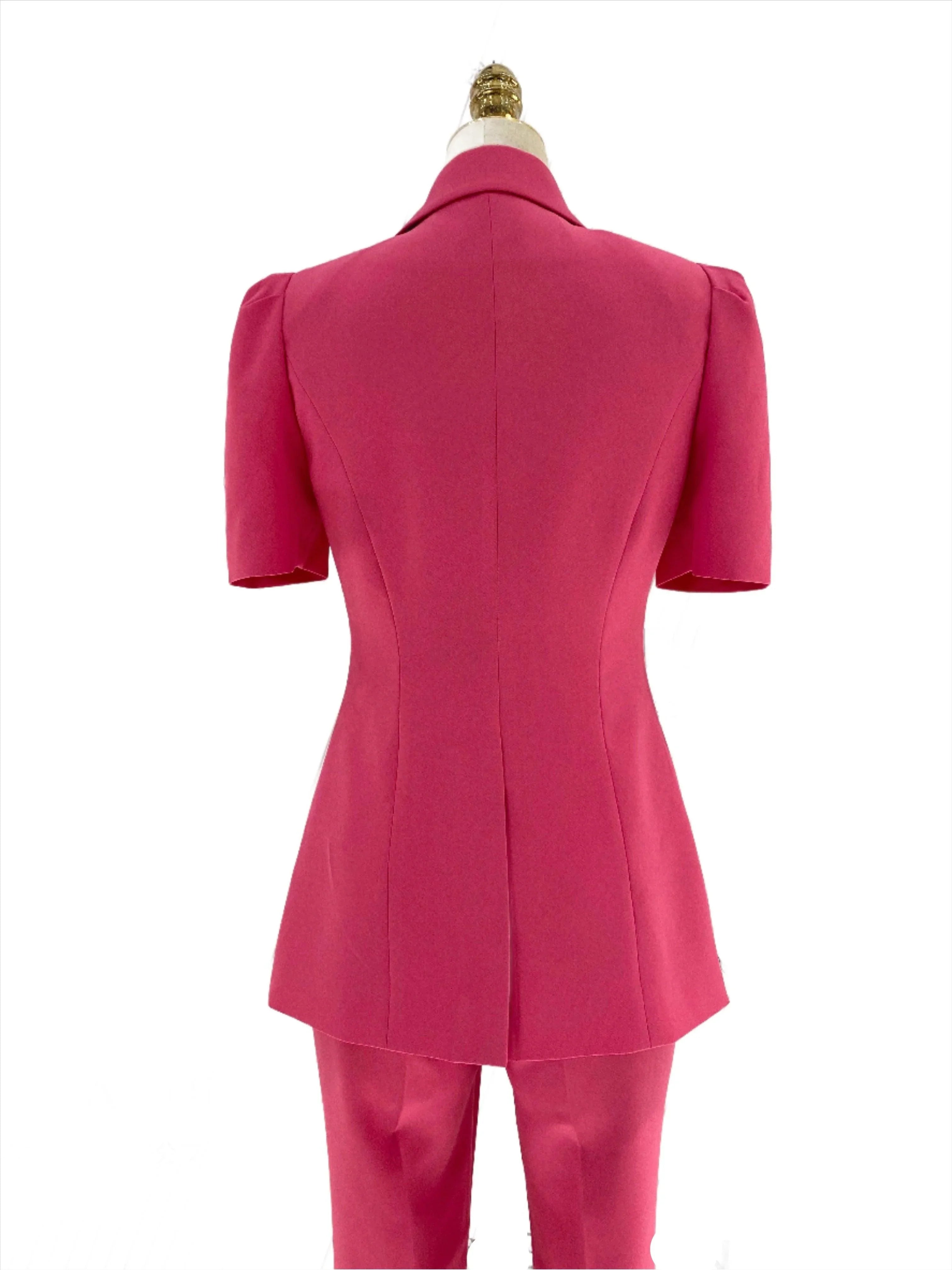 Chic Women's Pant Suit - Solid One-Button