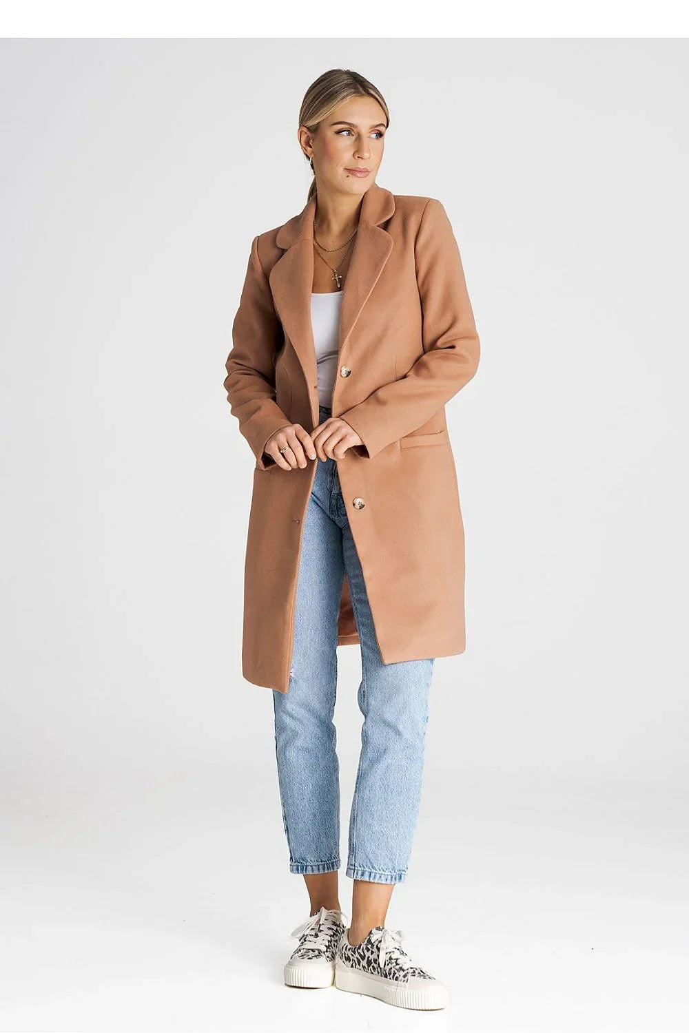 Women's Wool Overcoat - With Pockets Chic Elegant Professional