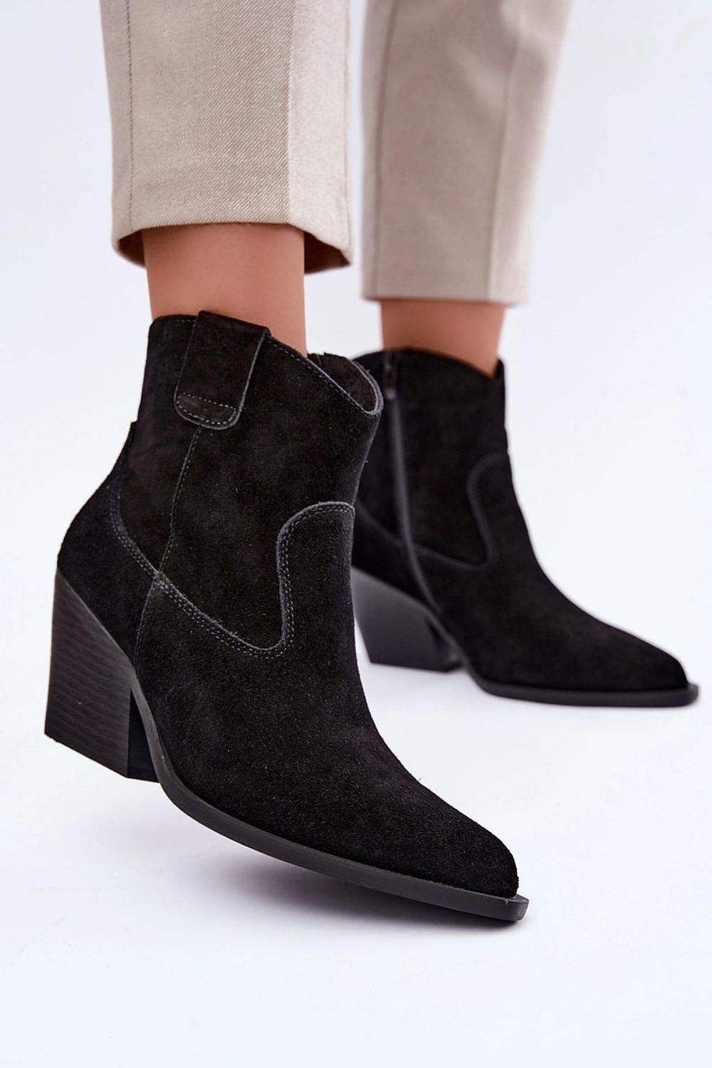  Heel boots model 232350 Step in style 