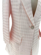Elegant, Chic Women's Pant Suit - Plaid Single-Breasted