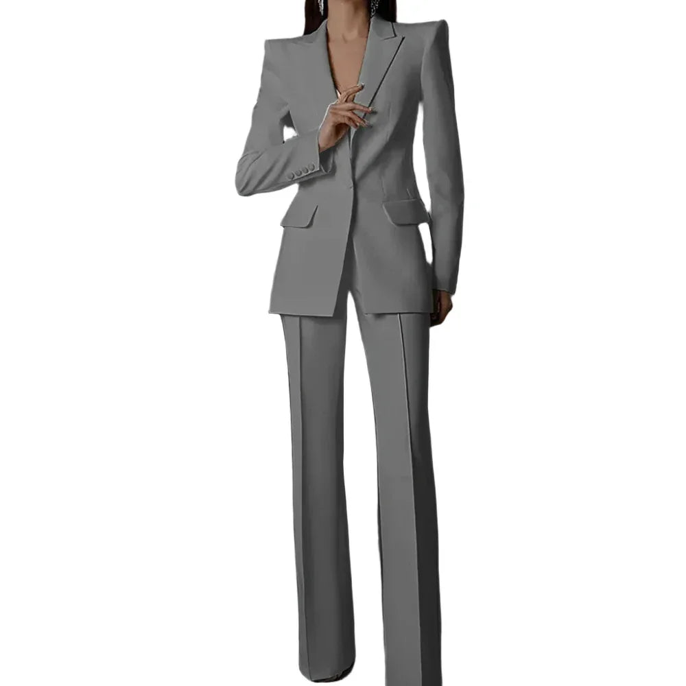Elegant Women's Pant Suit - Solid Single-Breasted