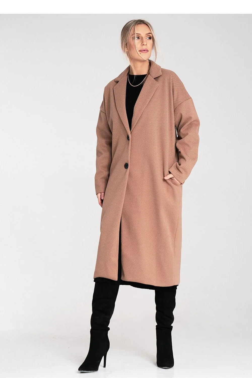 Women's Overcoat - With Pockets Minimalist, Chic