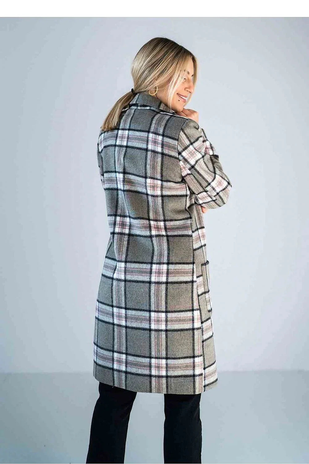 Women's Wool Coat - With Pockets Chic, Professional - Checkered