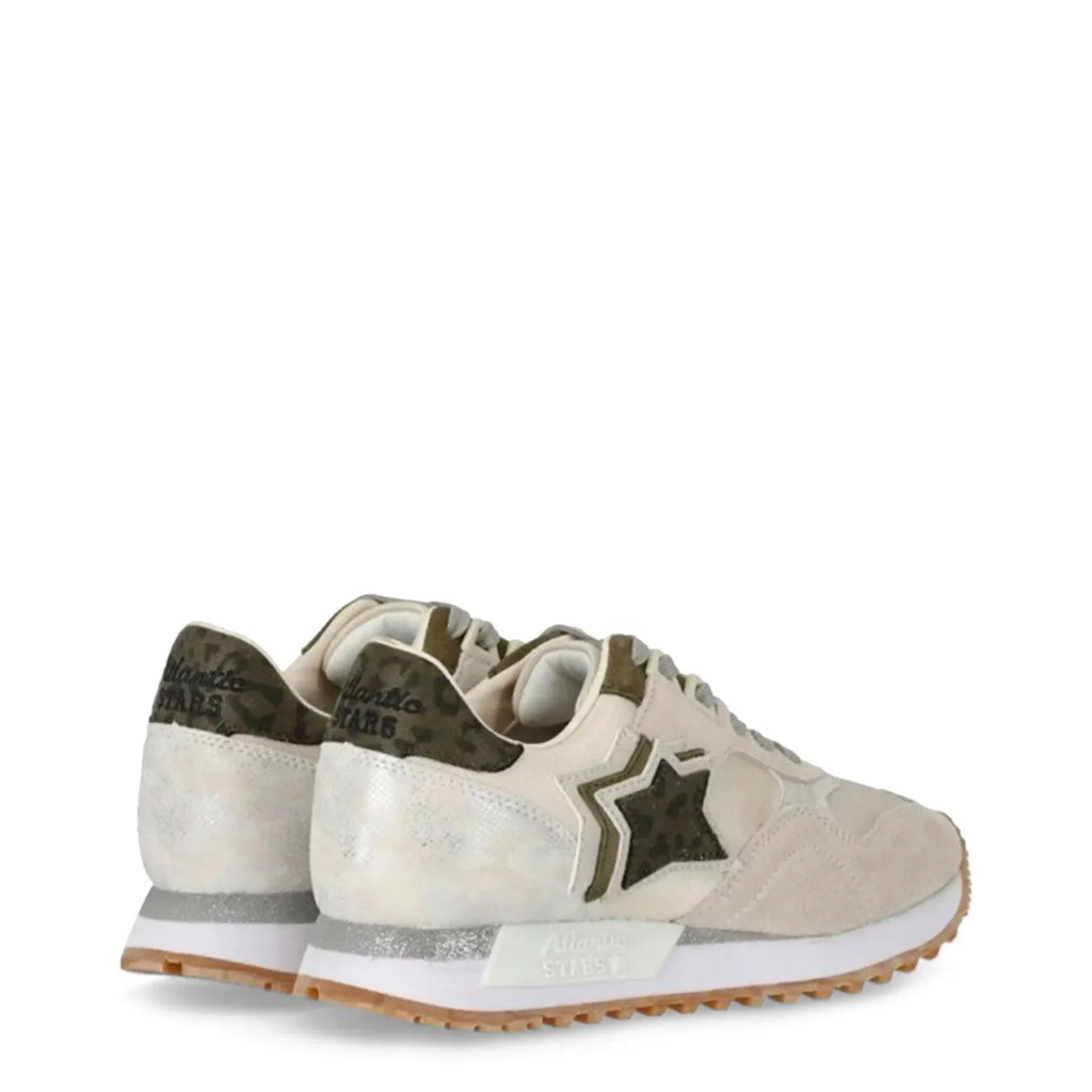 Women Sneakers - Athletic Platform Retro Low-Top Sneakers Shoes