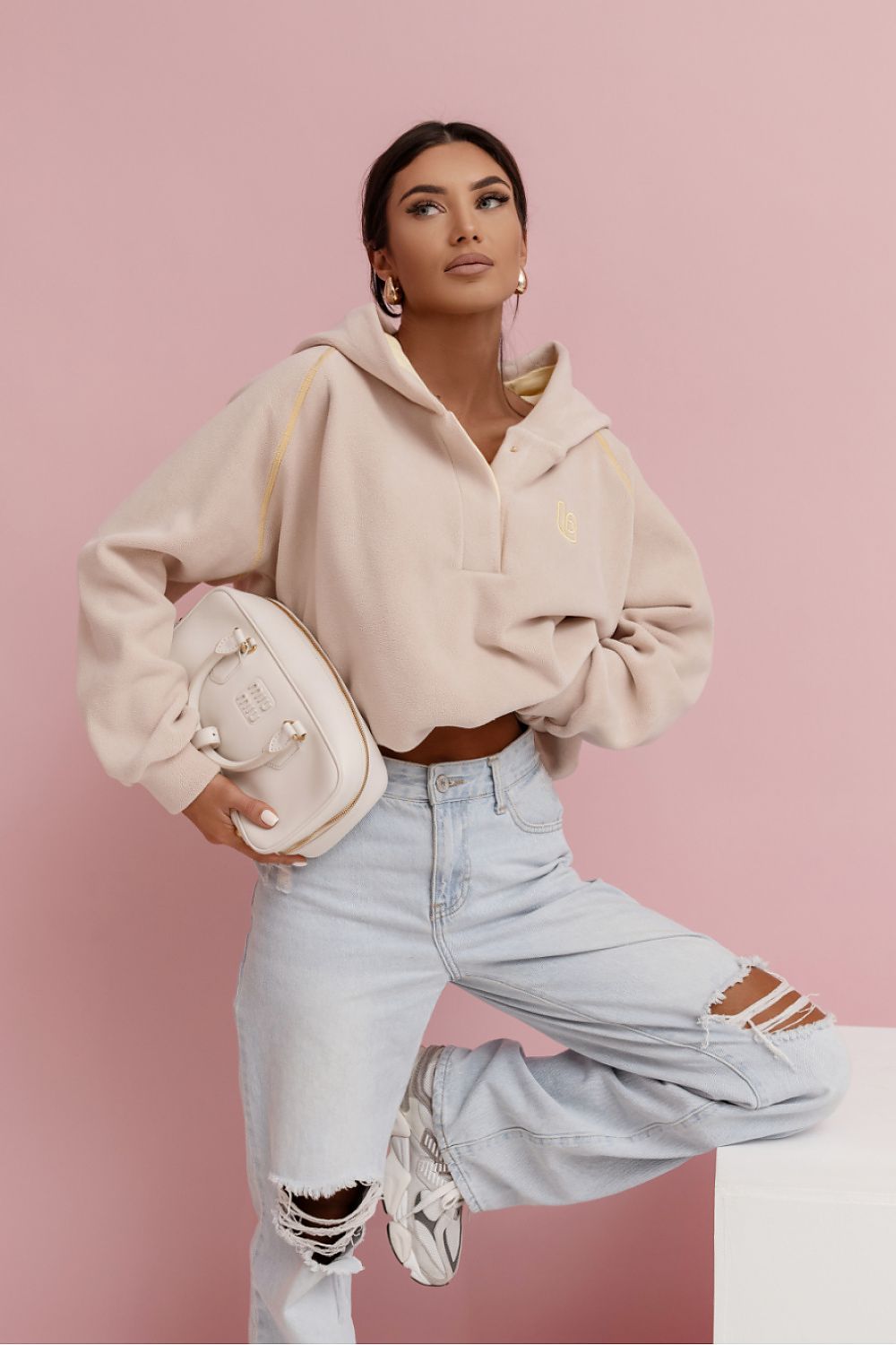 Women's hoodie beige cropped cotton blend front view