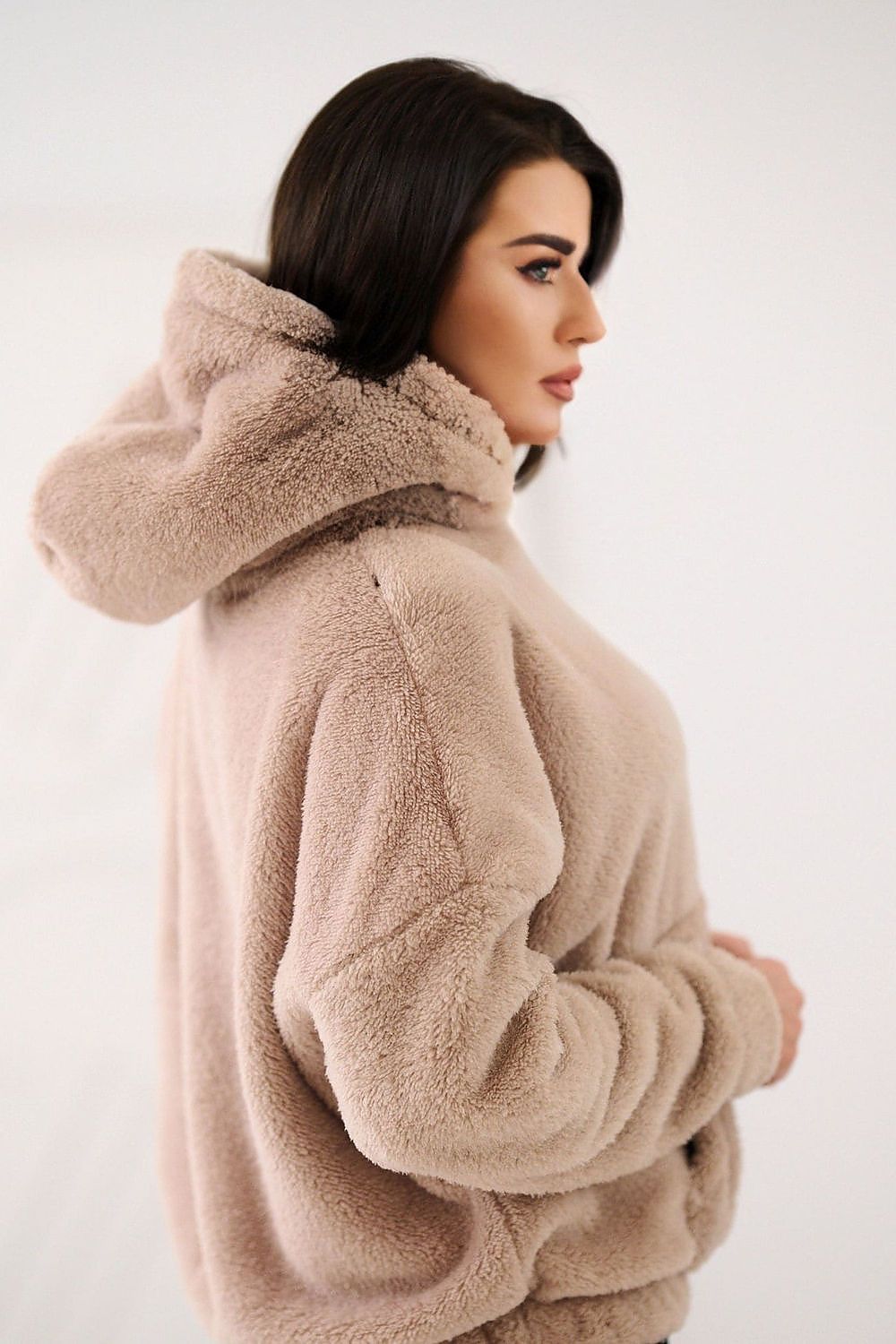 Women's hoodie beige hood detail view