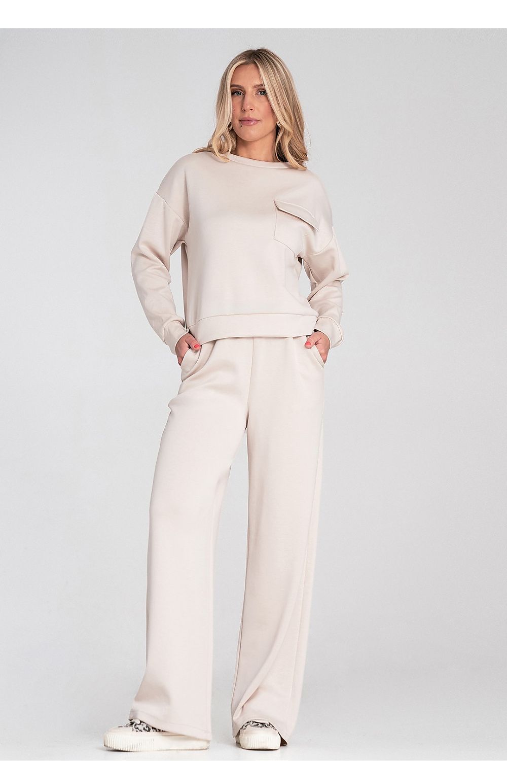 Women's sweatshirt beige crew neck regular fit side view