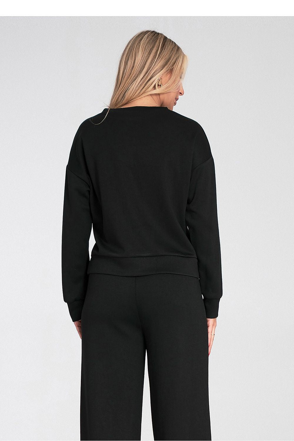Women's sweatshirt black pocket detail view