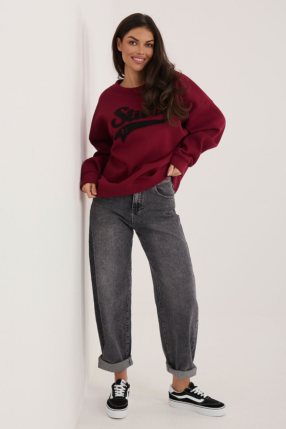 Women's sweatshirt red long sleeves side view