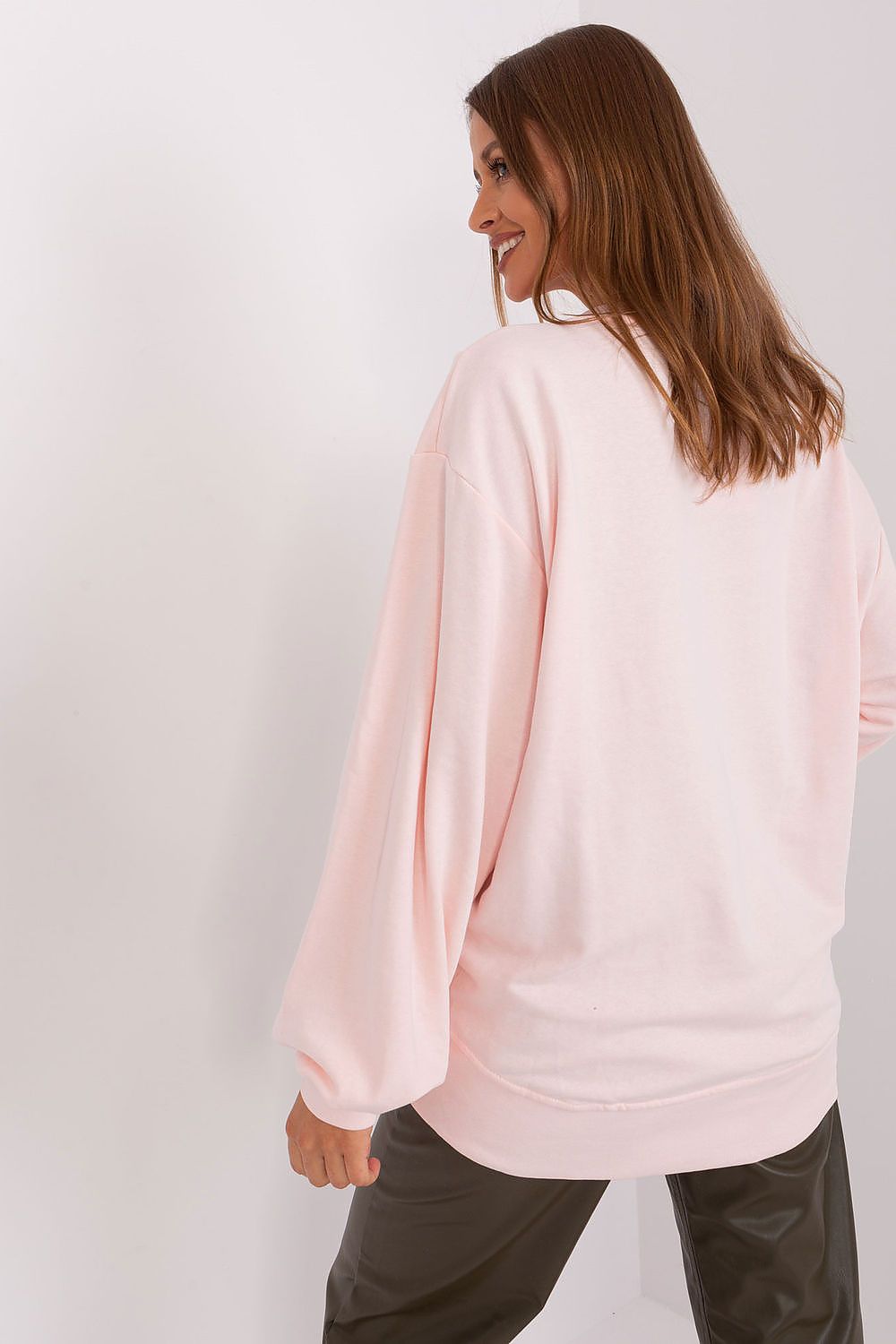 Women's sweatshirt pink casual look