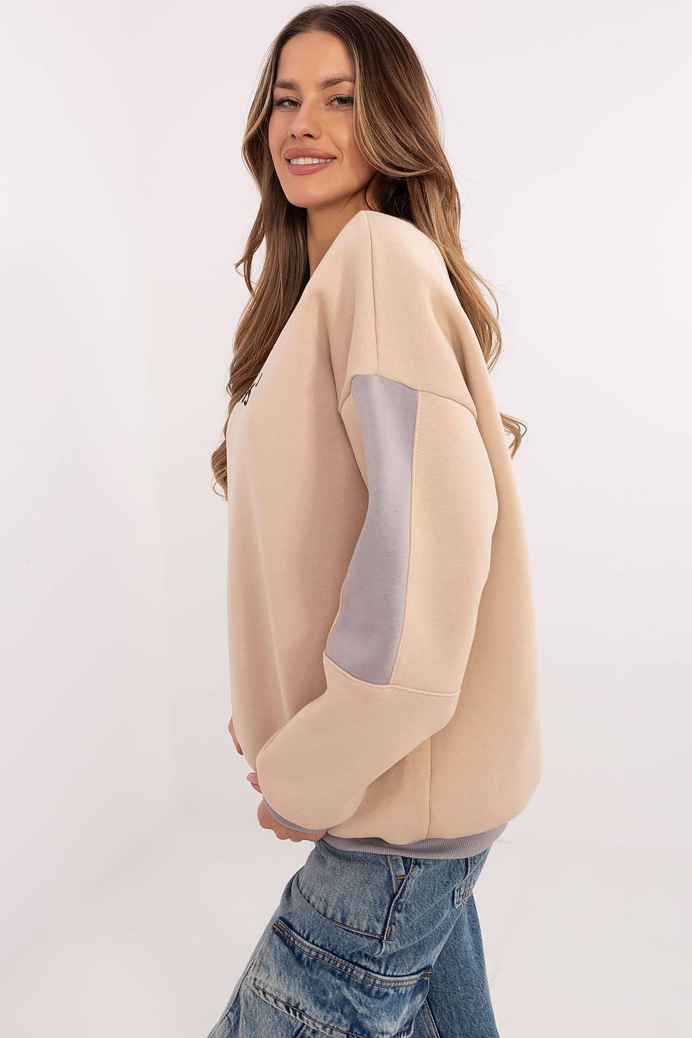 Women's sweatshirt beige long sleeves alternate view