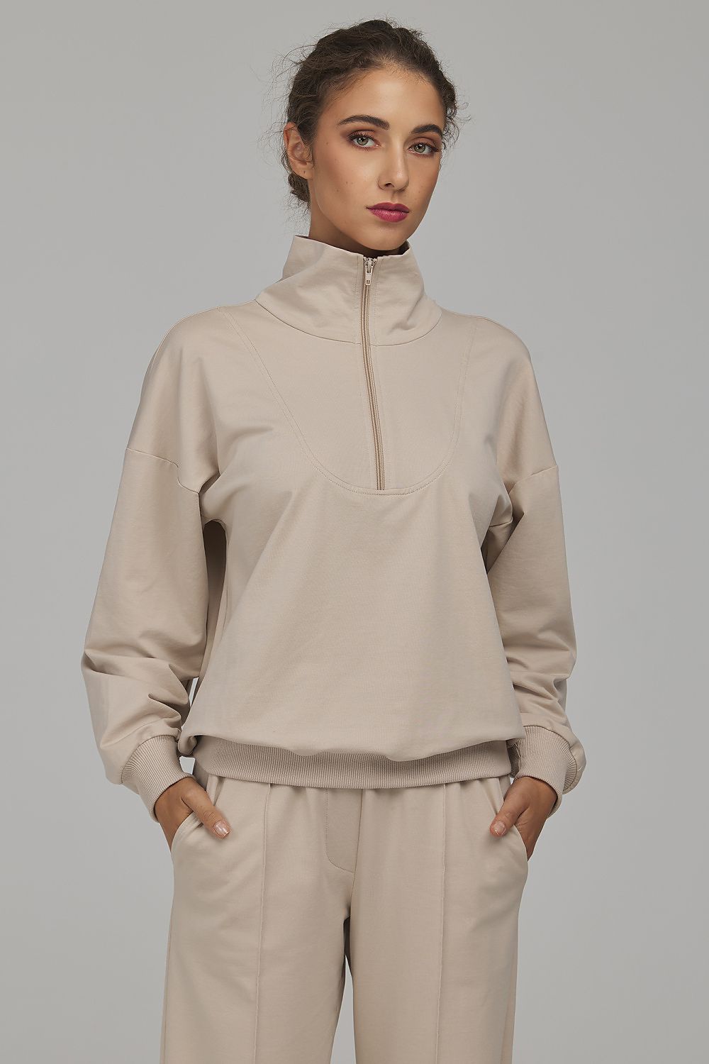Women's sweatshirt mock neck half-zip relaxed fit cotton blend