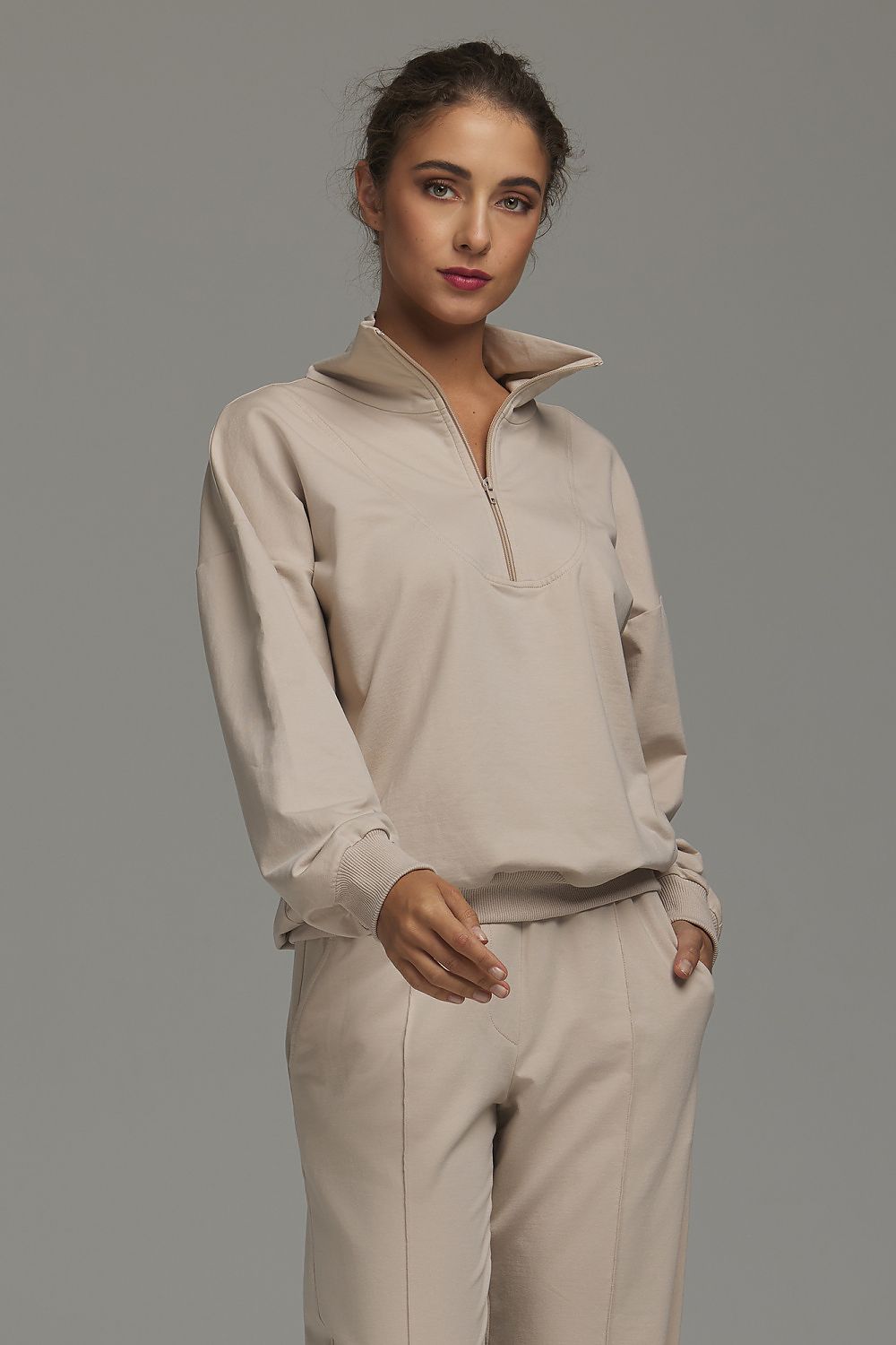 Women's sweatshirt relaxed fit long sleeves ribbed details