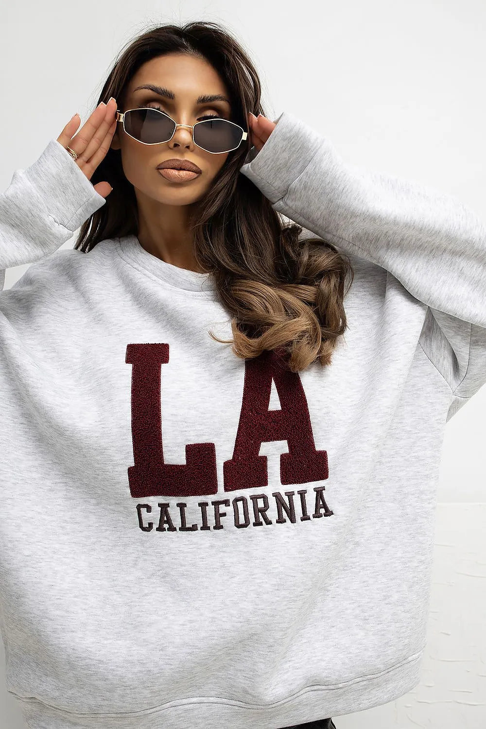 Women's sweatshirt Oversized Embroidered Logo Crew Neck – main view