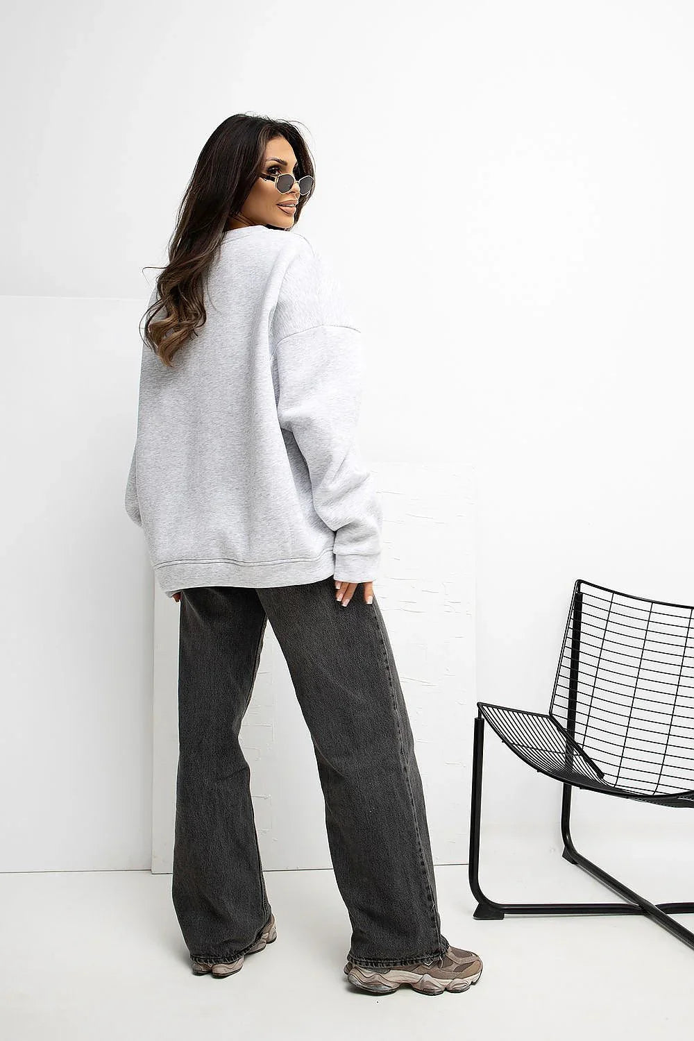Women's sweatshirt Oversized Embroidered Logo Crew Neck – view 3