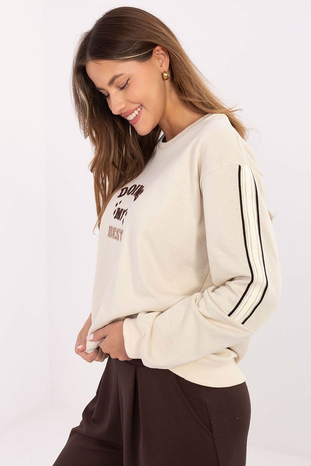 Women's sweatshirt beige urban casual look