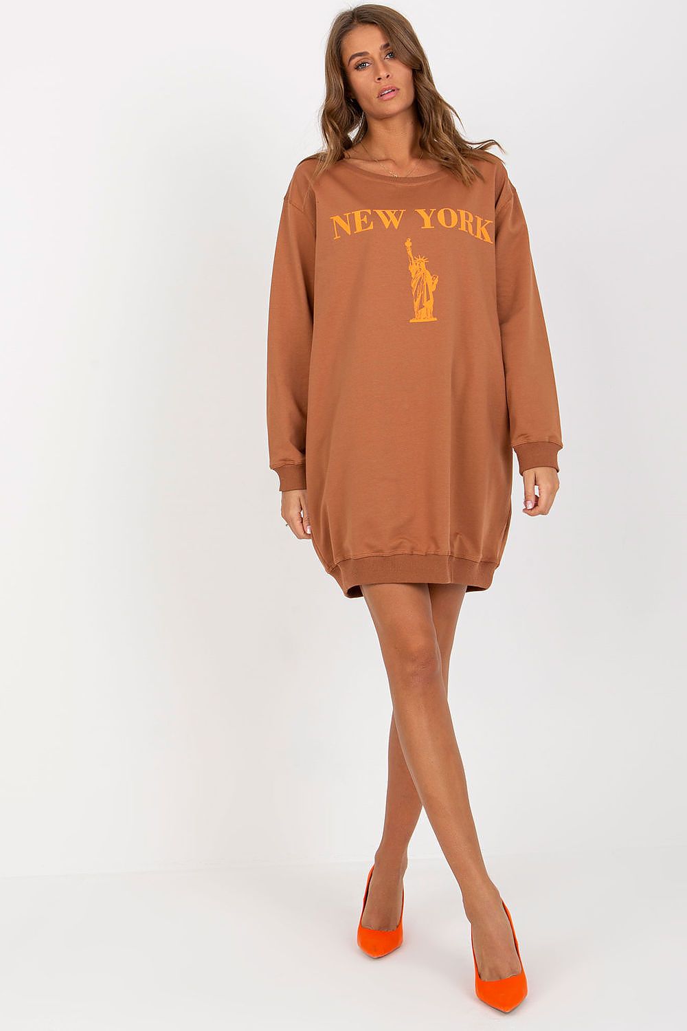 Women's sweatshirt brown oversized detail view