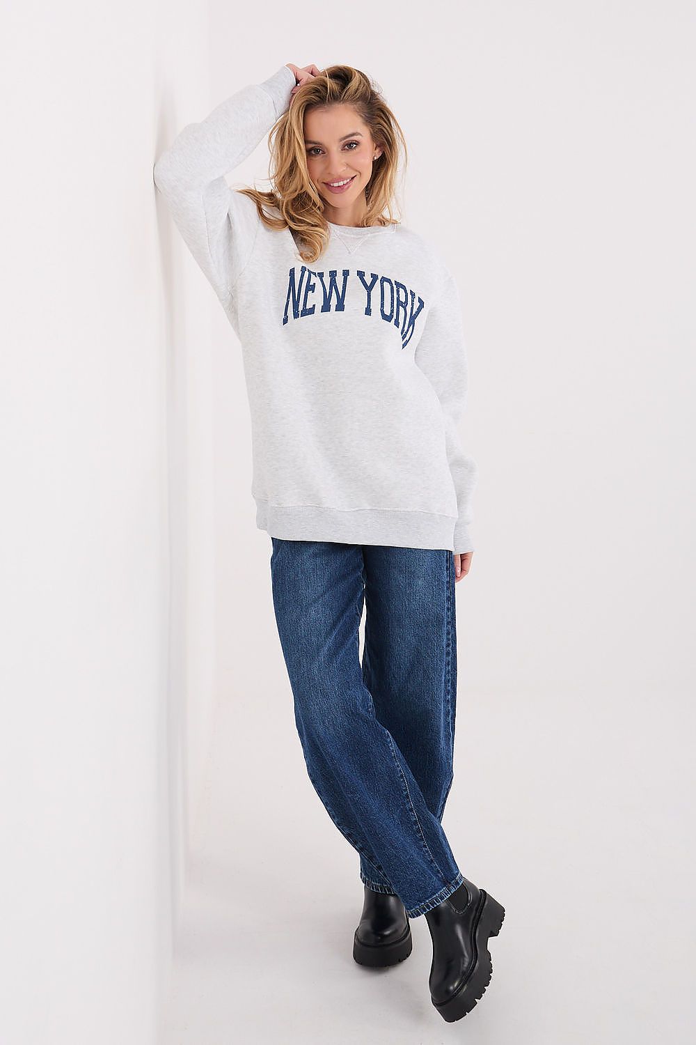 Women's sweatshirt grey loose fit alternate view