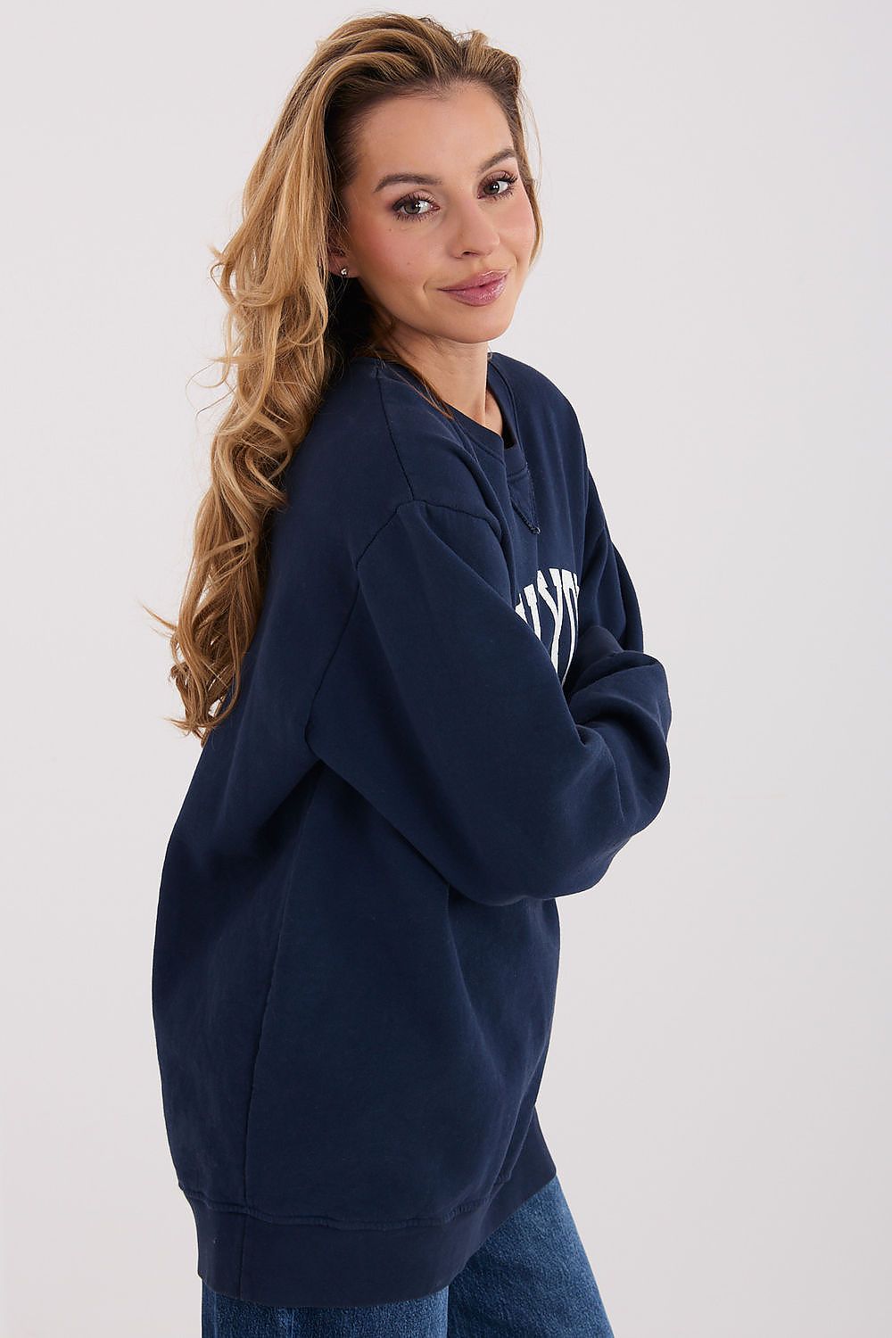 Women's sweatshirt navy casual look