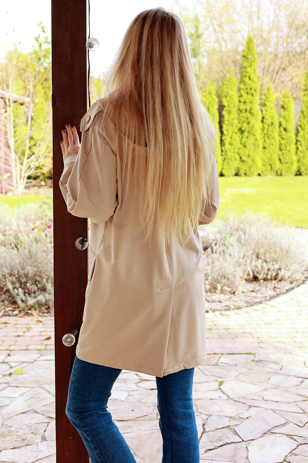 Women's sweatshirt beige casual view